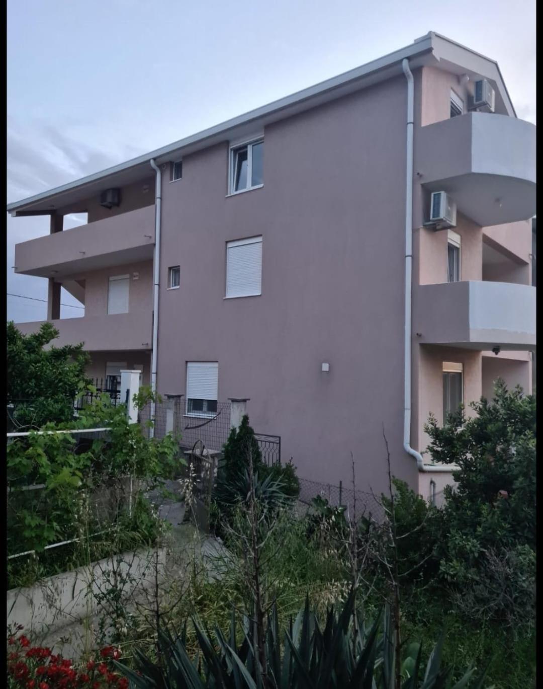 Apartments Safija 多布拉沃达 外观 照片